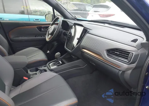 2025 Subaru Forester Sport z USA, uszkodzony, nr VIN JF2SLDHC7SH470442